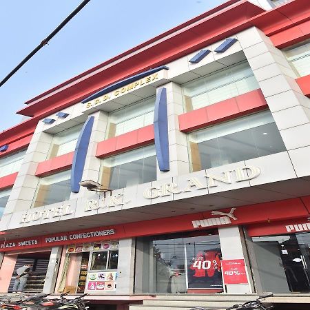 Hotel Rk Grand Varanasi Luaran gambar