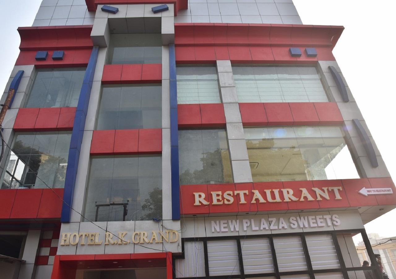 Hotel Rk Grand Varanasi Luaran gambar