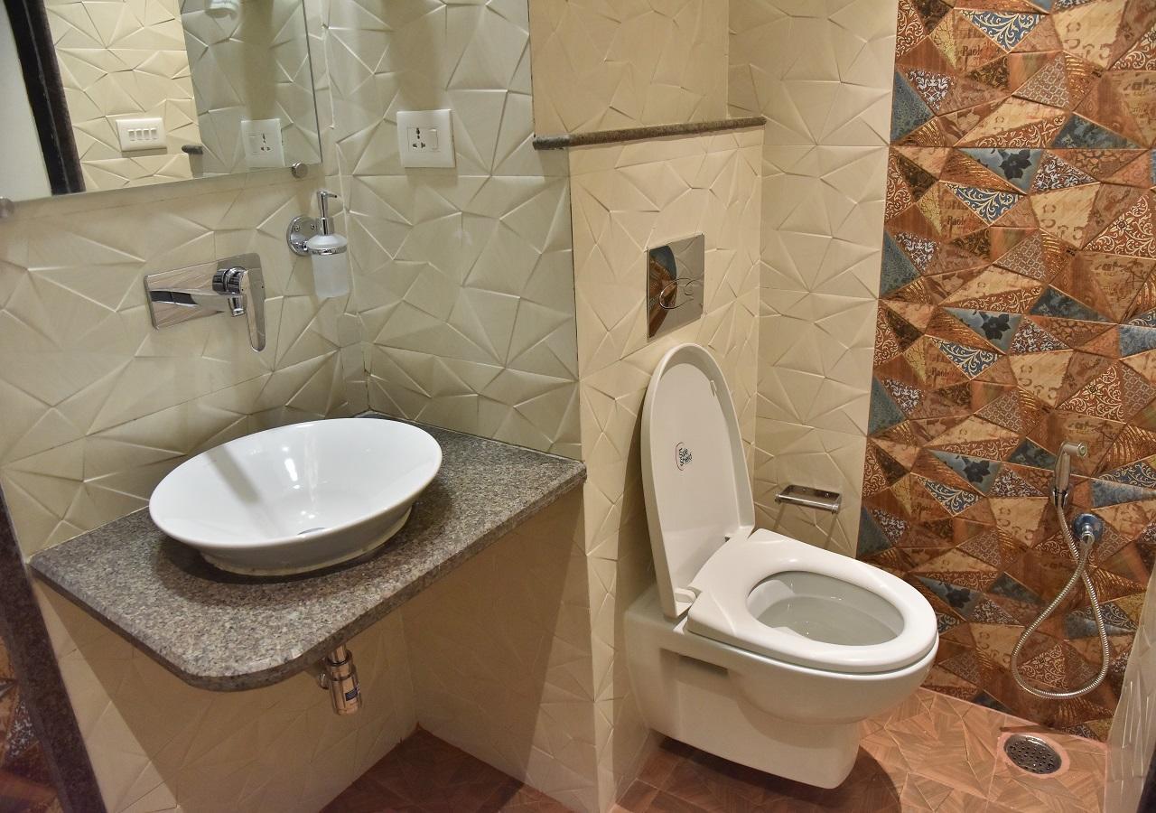 Hotel Rk Grand Varanasi Luaran gambar