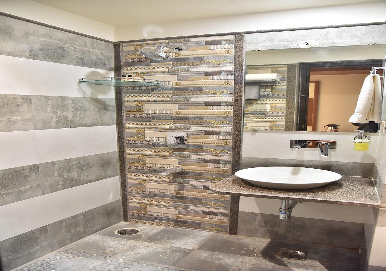 Hotel Rk Grand Varanasi Luaran gambar