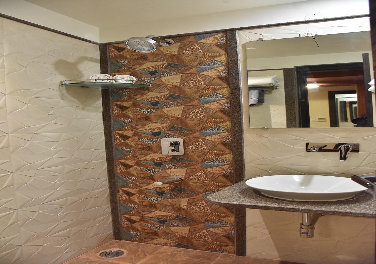 Hotel Rk Grand Varanasi Luaran gambar